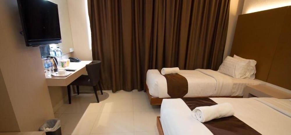 Os Hotel Airport Batam Luaran gambar