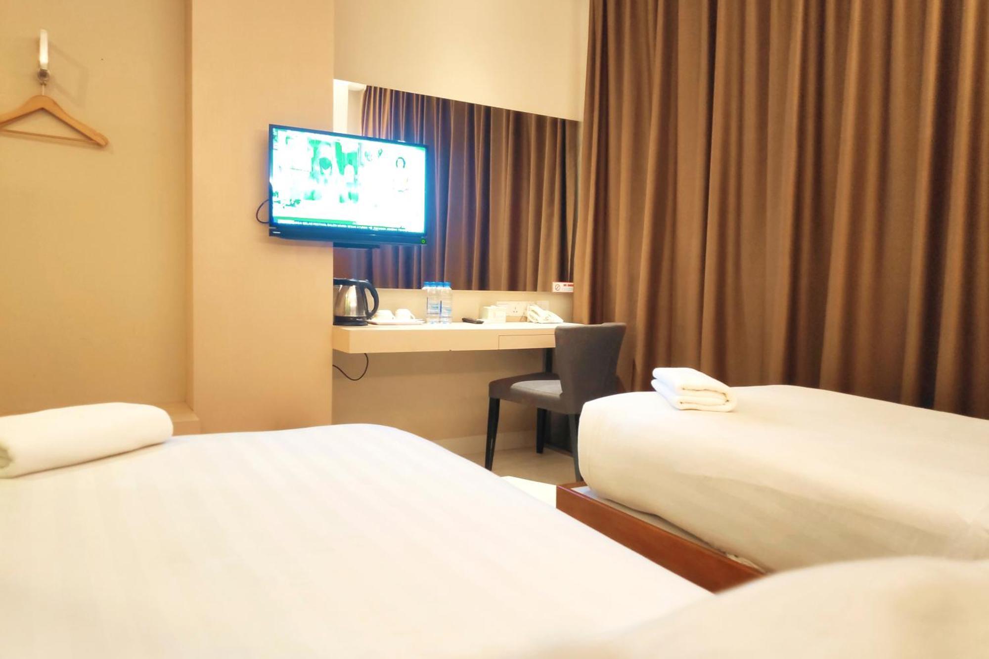 Os Hotel Airport Batam Luaran gambar