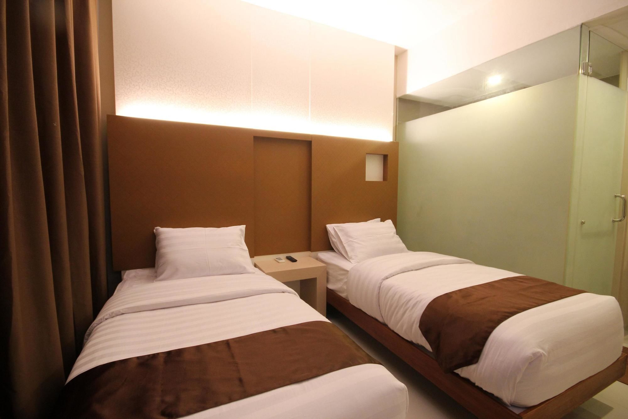 Os Hotel Airport Batam Luaran gambar